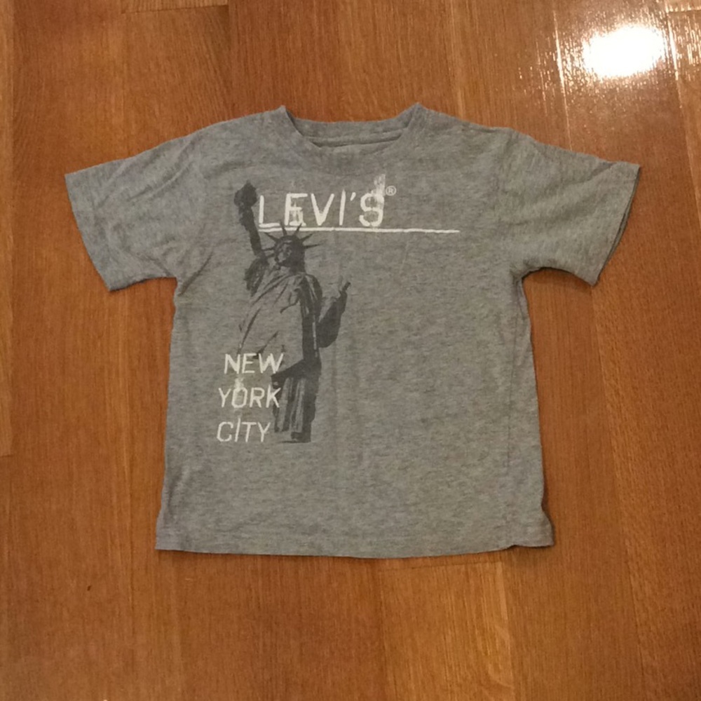 Levi’s - Grey T-Shirt Size 3T